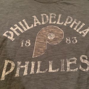 Philadelphia Phillies super soft gray men's xxl t-shirt vintage shirt